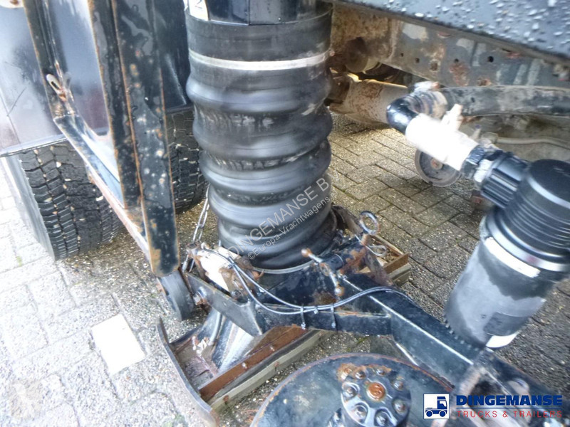 آلة لصيانة الطرق Iveco ML150E22 4x2 Scarab...