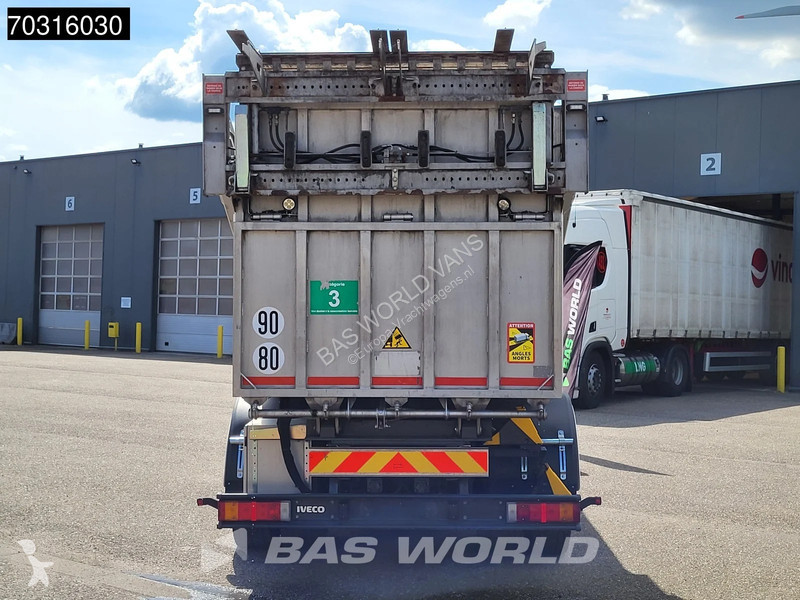آلة لصيانة الطرق Iveco 330 4X2 Slaughter waste...