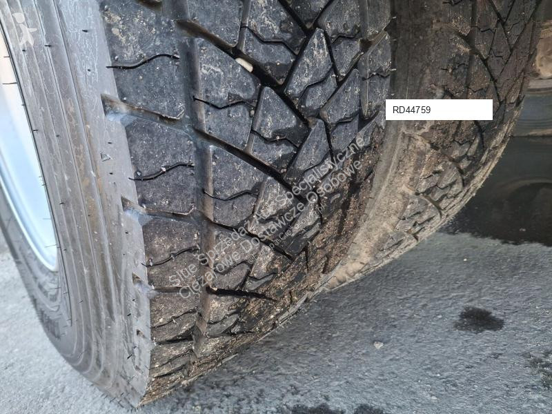 آلة لصيانة الطرق Renault 220 Polewaczka...