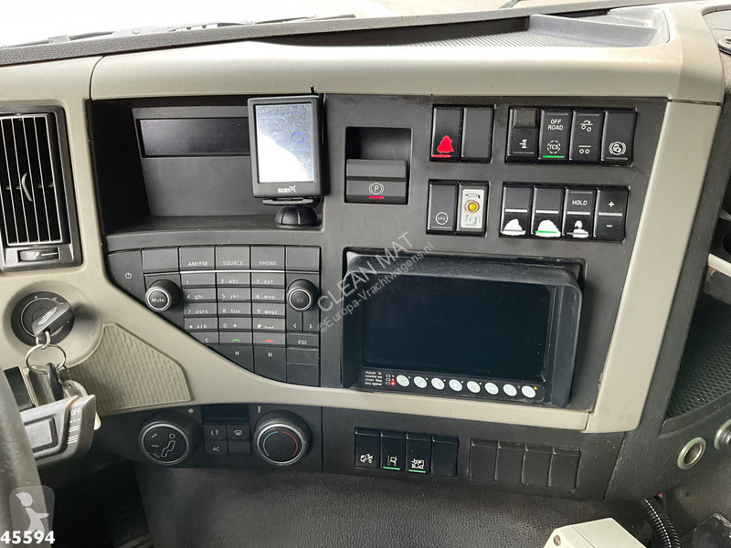 Коммунальная техника  Volvo 330 Euro 6 Geesink...
