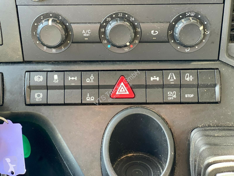 Engin de voirie Mercedes 2533 EU6 Zoeller...