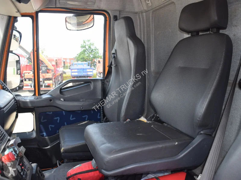 آلة لصيانة الطرق Iveco AD260S31 - VDK waste...