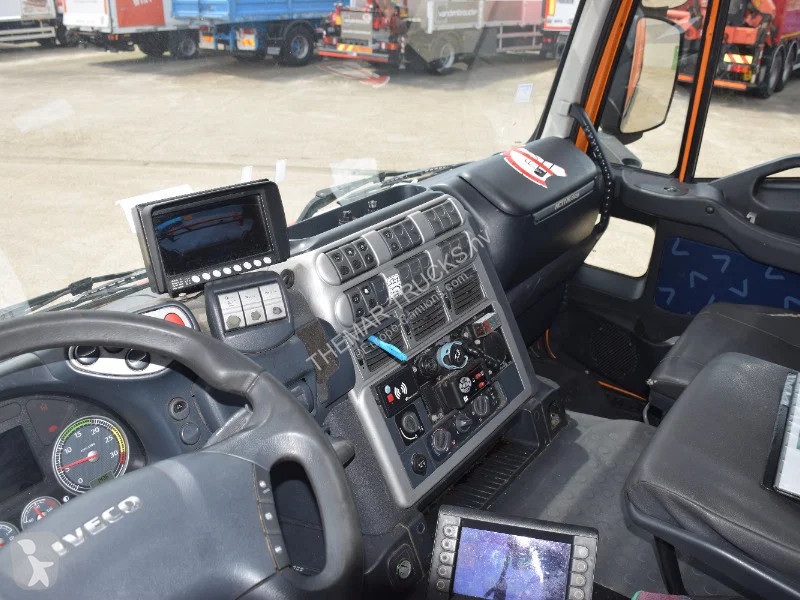 آلة لصيانة الطرق Iveco AD260S31 - VDK waste...