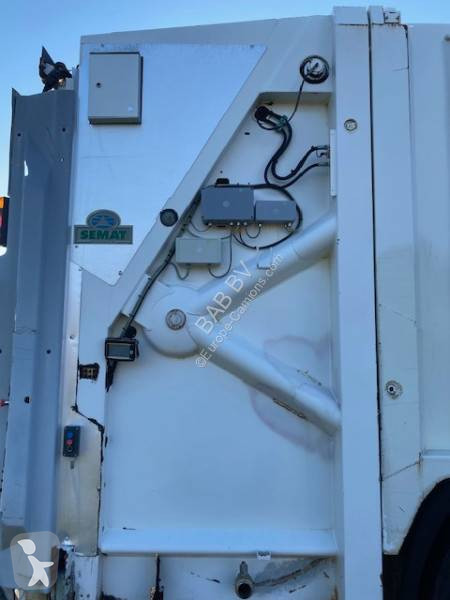 Engin de voirie Scania