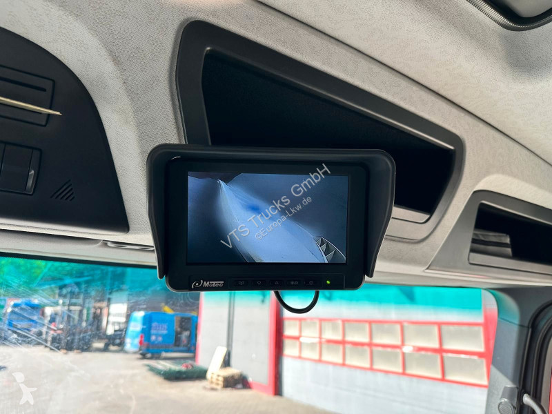 Engin de voirie Mercedes 2533 6x2 FAUN...