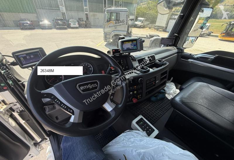 Engin de voirie MAN 591 TGS 26.320