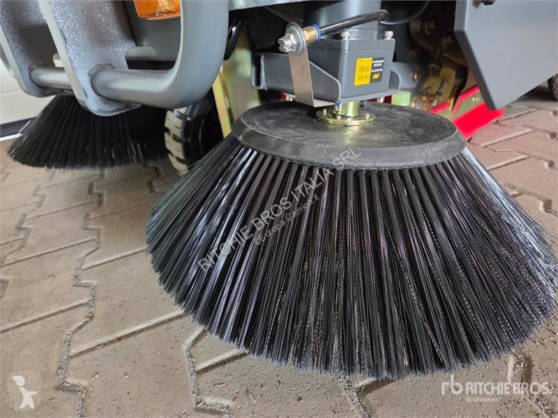 Коммунальная техника   FLOOR-SWEEPER GDW12-PRO...