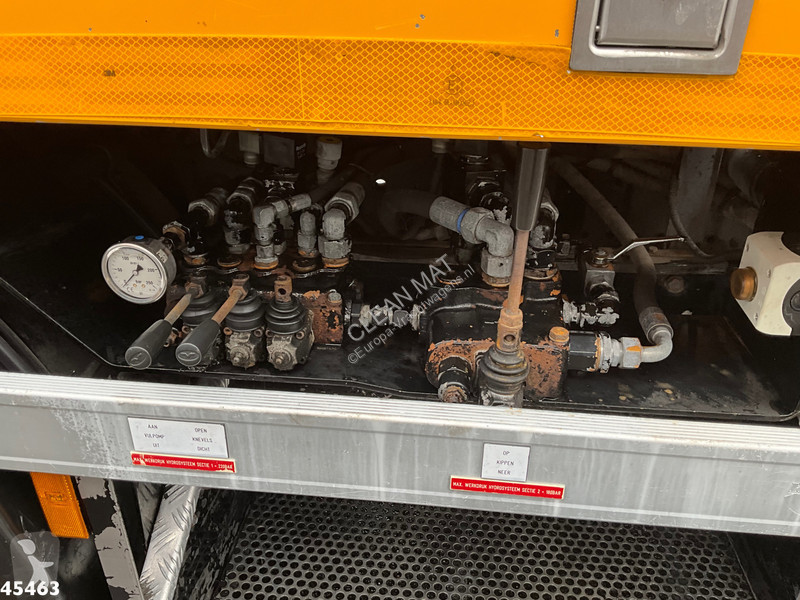 Коммунальная техника  Mercedes AXOR 2533 Euro 5...