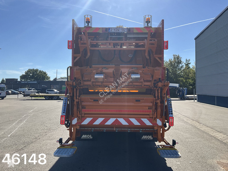 Vägmaskiner Volvo 330 VDK 23m³