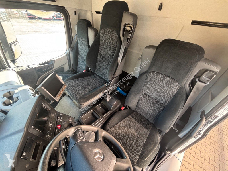 Vehículo de limpieza viaria Mercedes 2533 L*HS...