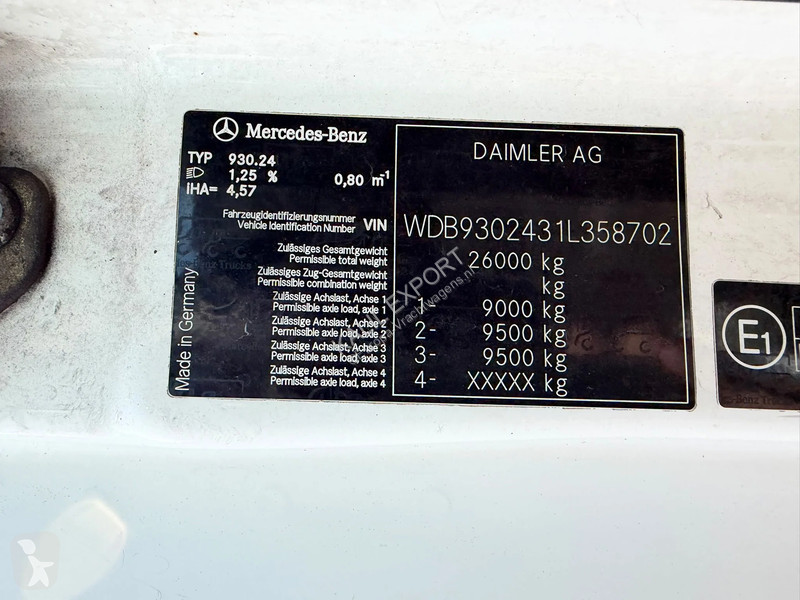 Vehículo de limpieza viaria Mercedes 2641...