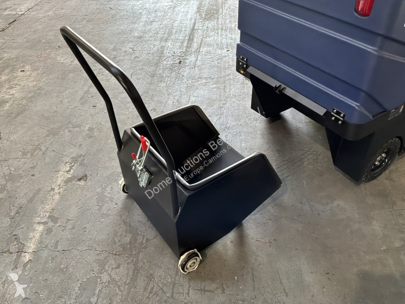 Vehículo de limpieza viaria  KW4800B