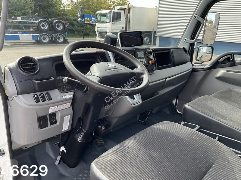 Vehículo de limpieza viaria Fuso 9C18 Zoeller...