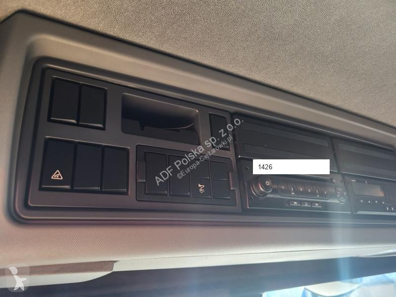 Vehículo de limpieza viaria Renault PW5F P RR KP7