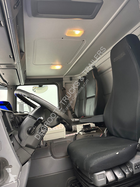 آلة لصيانة الطرق Scania 360 - 6x2