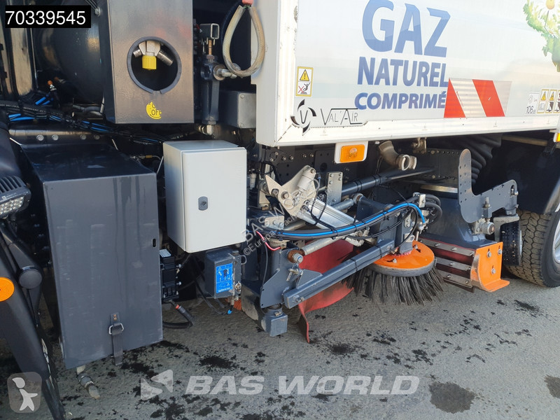 Iveco 120LE210 4X2 CNG Engine! 2300ltr val air...