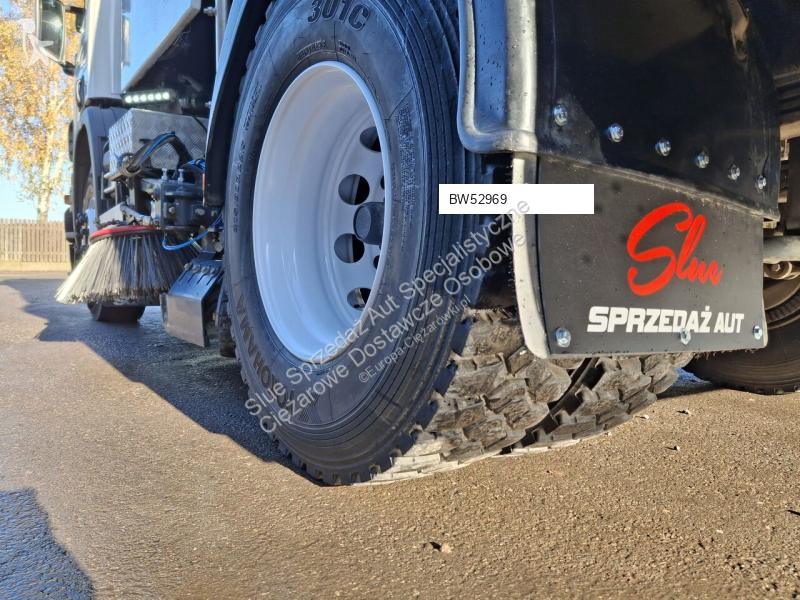 آلة لصيانة الطرق Scania BROCK SL200 CMAR