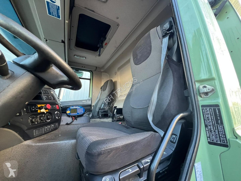 Útfenntartó-és-karbantartógép DAF 290 6X2 EURO...