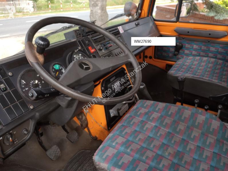 آلة لصيانة الطرق Mercedes UNIMOG U1650 *2001*...