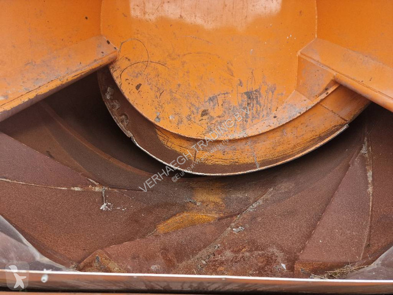 Silniční stroje Mercedes 2628