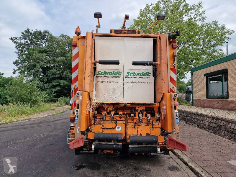 Utilaje pentru drumuri Mercedes 2628