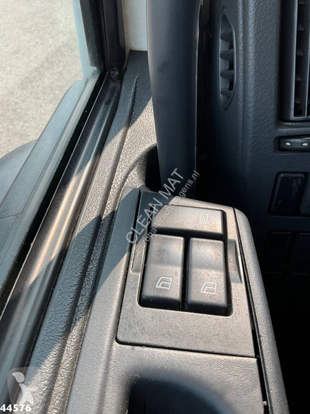 Utilaje pentru drumuri Volvo FE 260 Haller 18m³