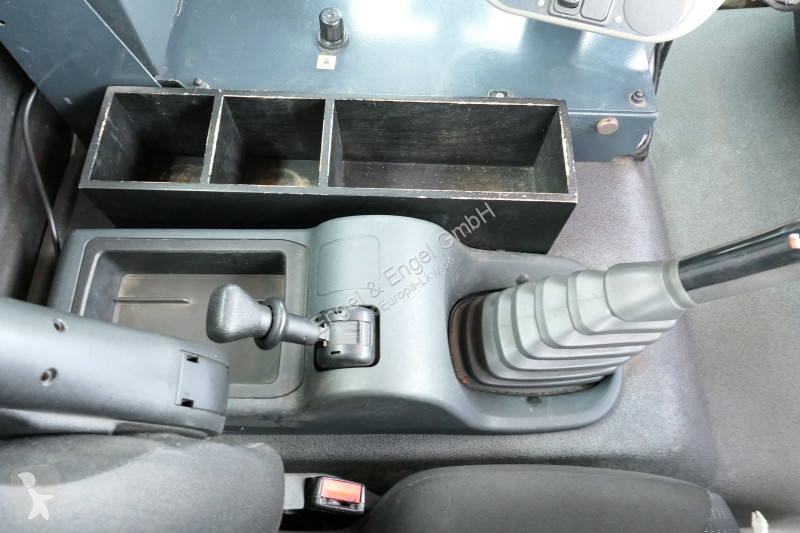 Vägmaskiner MAN TGL 12.250 4x2 BL Kehrmaschine