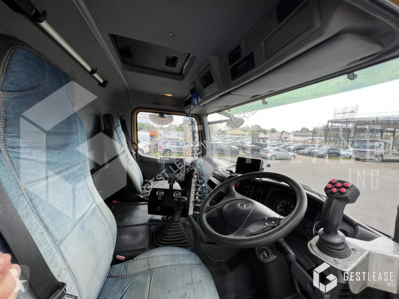 Silniční stroje Mercedes  AXOR 1833
