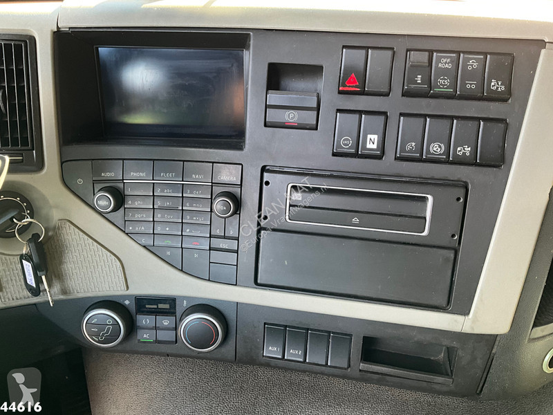 Silniční stroje Volvo 330 Euro 6 Zoeller 25m³