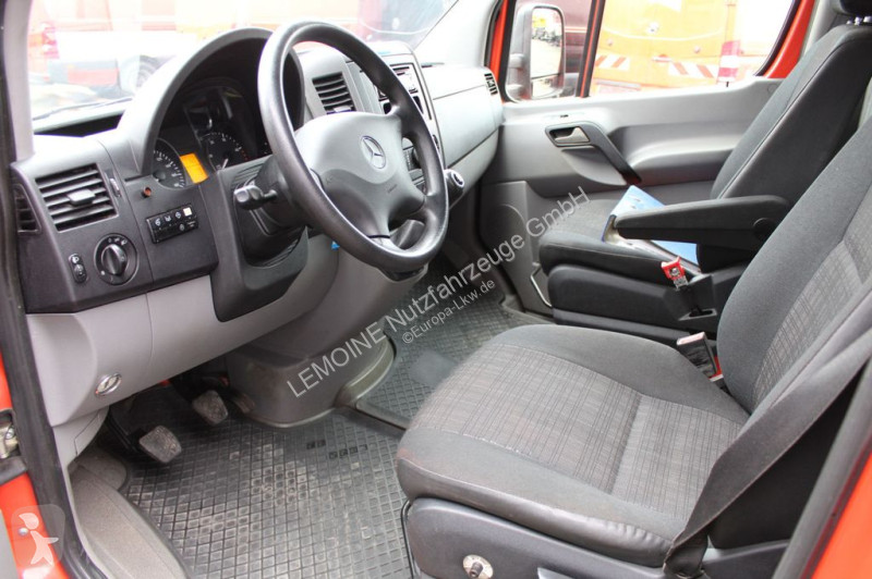 آلة لصيانة الطرق Mercedes 719 V6 CDI...