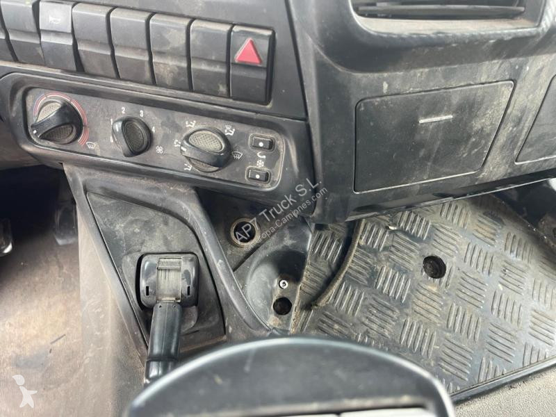 Utilaje pentru drumuri Iveco 330