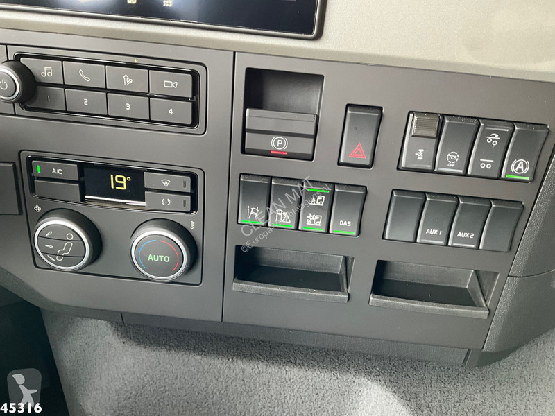 Silniční stroje Volvo 330 Euro 6 Geesink 20m³...