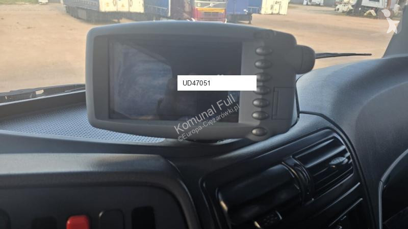 Utilaje pentru drumuri Mercedes variopress 16m3