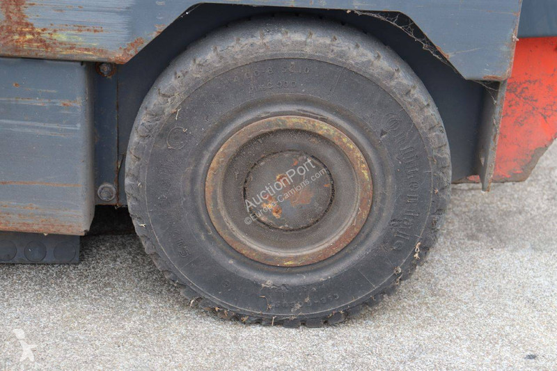 Silniční stroje Hako 1450E