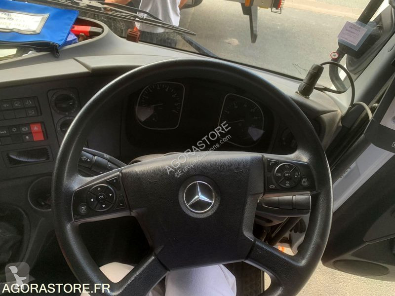 Mercedes 1524 road network trucks
