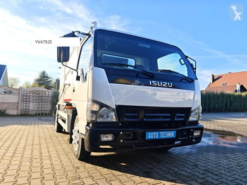 آلة لصيانة الطرق Isuzu SMALL CONTAINER WASHER...