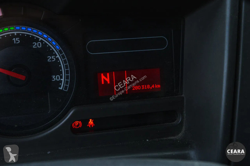 آلة لصيانة الطرق Renault 370 dXi BOM PUSHER...