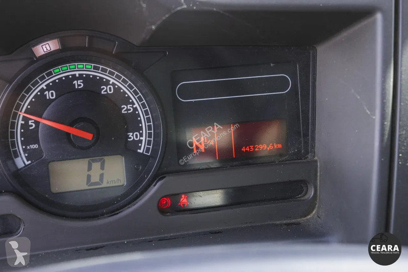 آلة لصيانة الطرق Renault 310 dXi BOM SEMAT...