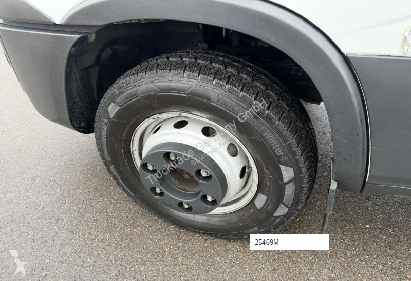 آلة لصيانة الطرق Iveco 676 70C17