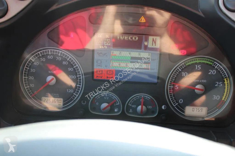 آلة لصيانة الطرق Iveco 270 CNG + GARBAGE + EURO...