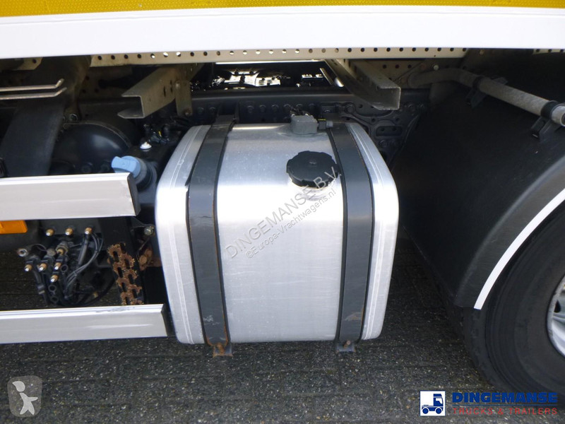 آلة لصيانة الطرق Mercedes 2630 6x2 RHD Faun...
