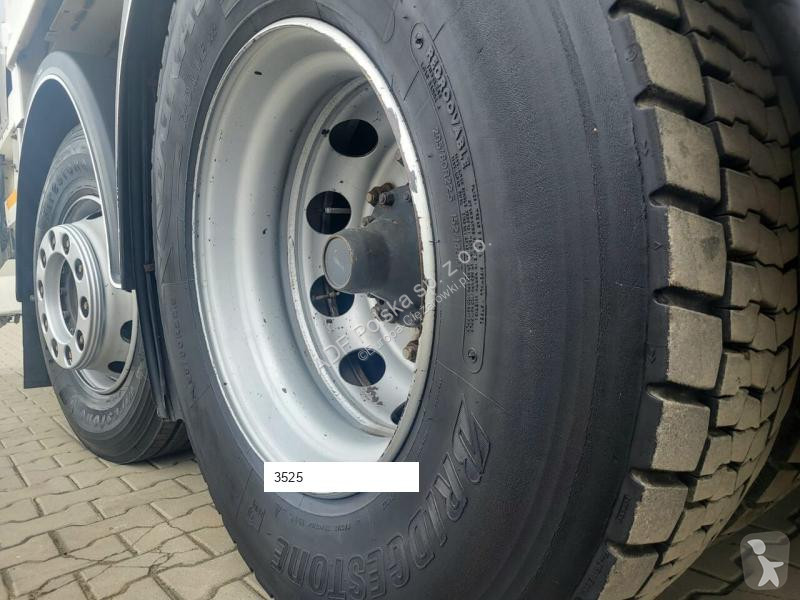 آلة لصيانة الطرق Scania VR5TR2L