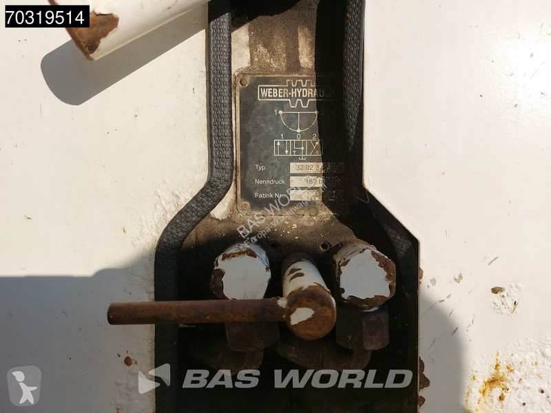 آلة لصيانة الطرق DAF 300 6X2 NL-truck Zoeller...