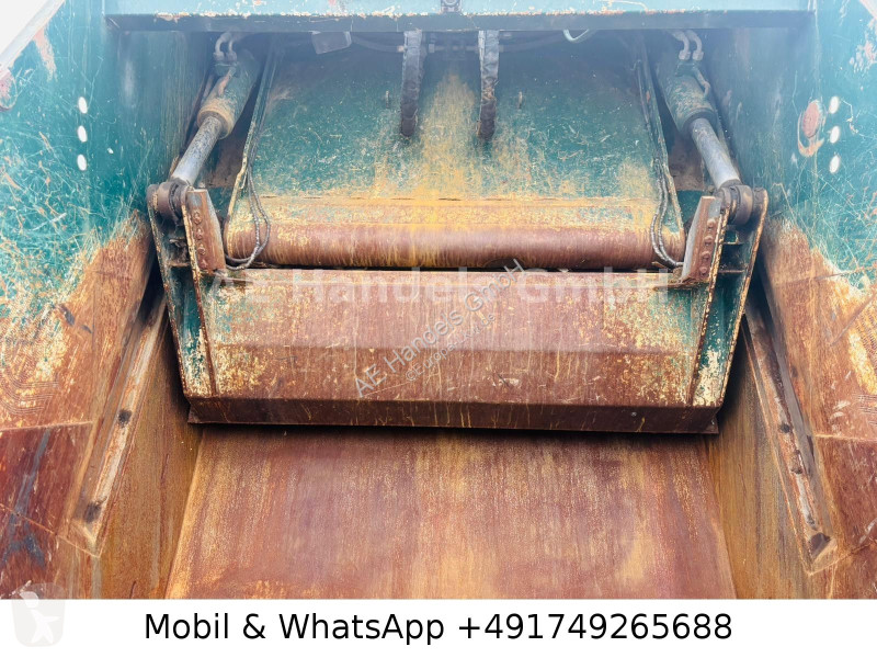 Engin de voirie Mercedes 2533 M ClassicSpace BL...