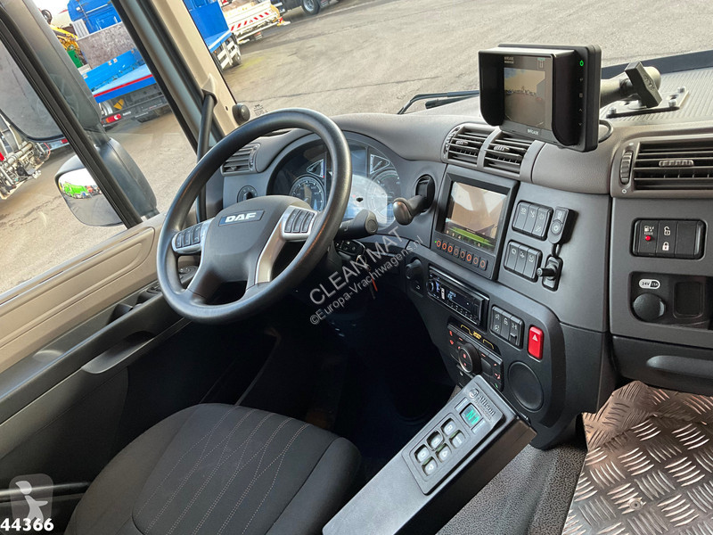 Gemeentevoertuig DAF FAG  300 Geesink 20m³