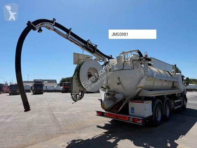 آلة لصيانة الطرق  SCANIA P360 6x4 Hvidtved...