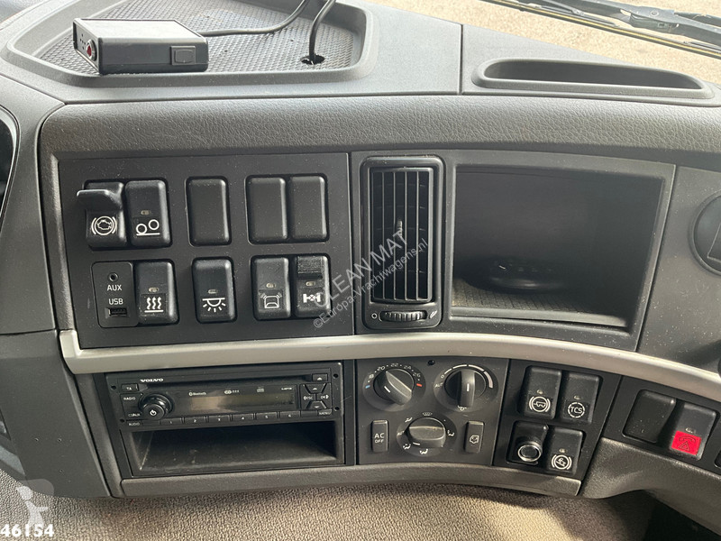 آلة لصيانة الطرق Volvo 330 Euro 5 Translift...