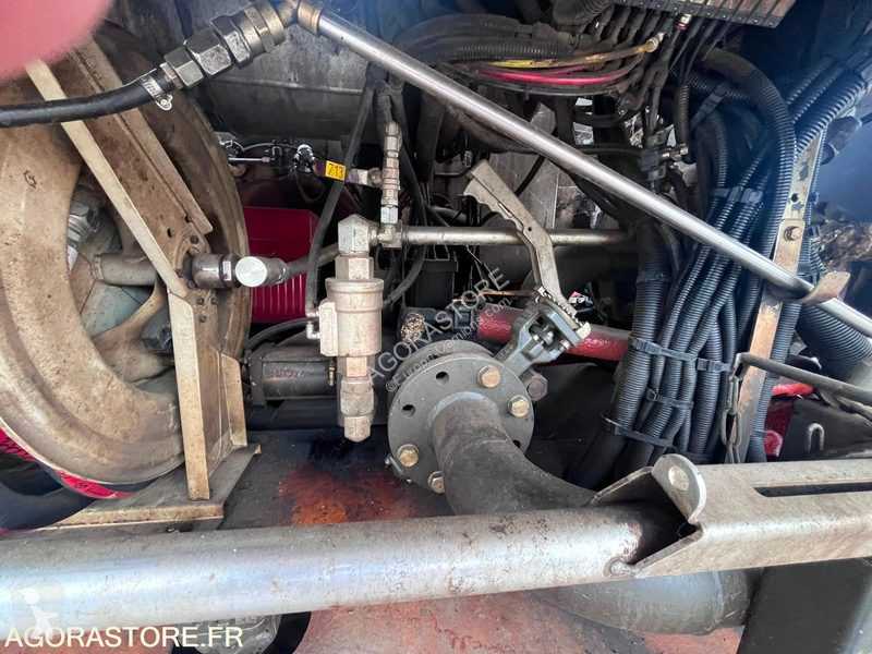 مقطورة Renault PREMIUM