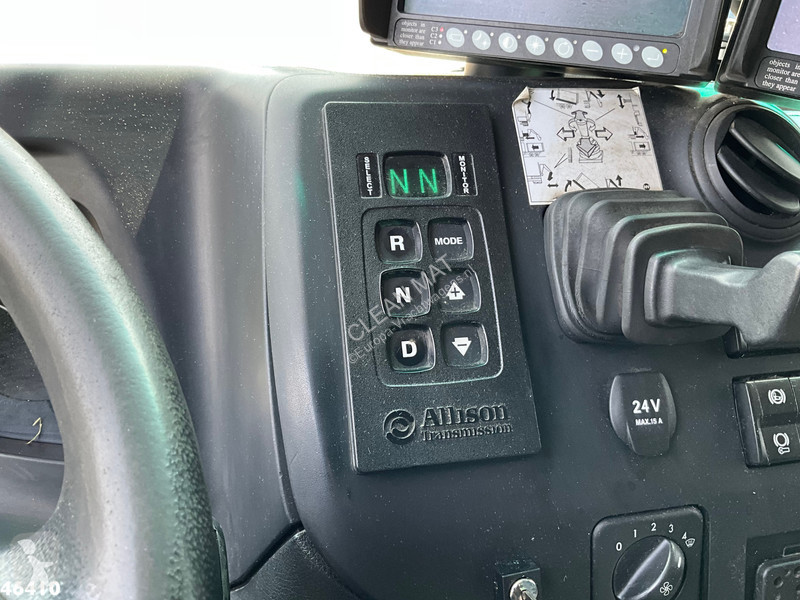 آلة لصيانة الطرق Mercedes 2630 CNG Euro 6...