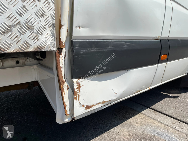 آلة لصيانة الطرق Mercedes 311 CDI, DoKa,...
